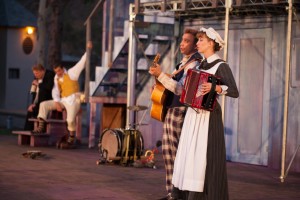 Danny Campbell, Andre Martin, David Melville and Julia Aks, in ISC's "Twelfth Night" (Photo by Grettel Cortes)