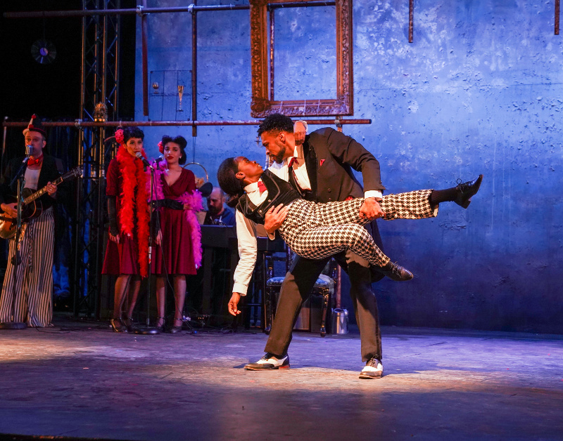 Bukola Ogunmola and Gyasi Silas (foreground) with David Melville, Darian Ramirez, and Carene Rose Mekertichyan in ISC's production of Shakespeare's Twelfth Night at the Old LA Zoo in Griffith Park. (Courtesy of Grettel Cortes Photography)