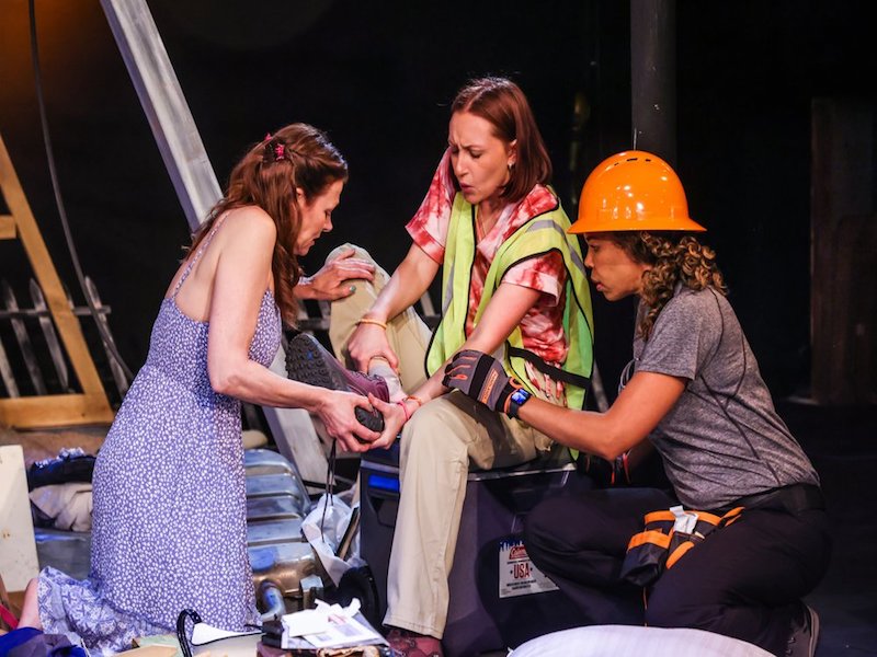 Jody Carlson, Anna Salvini, Susie K. McLean (Photo by John Dlugolecki)